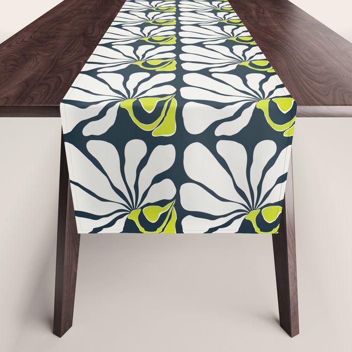 Flowing Floral Table Runner Gallery Image 1