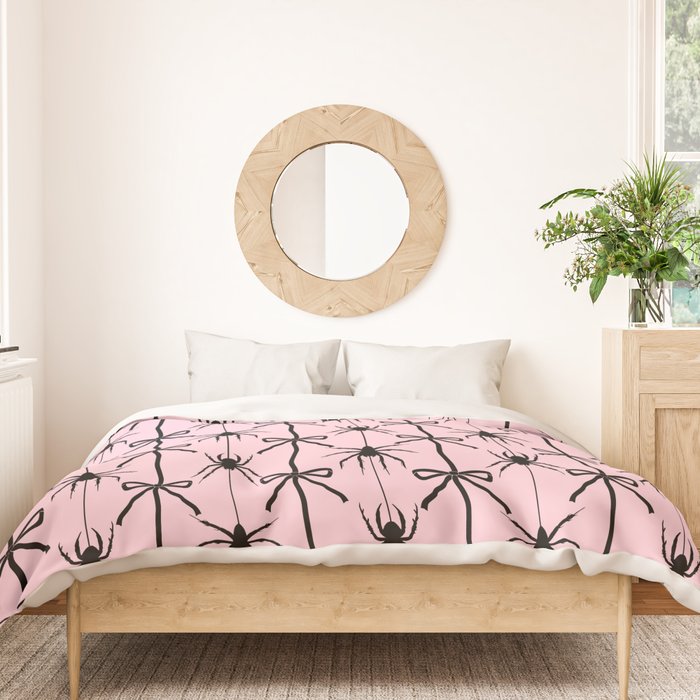 Spider and Bows on Pink Duvet Cover Gallery Image 3