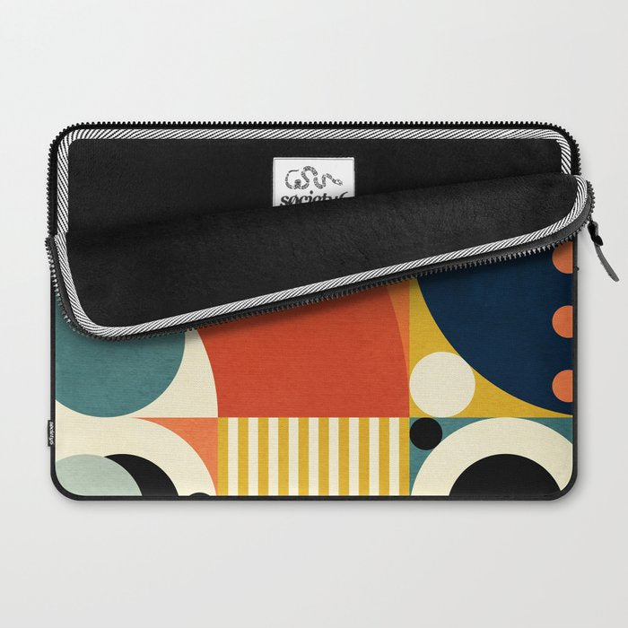 Roud Flow No 3 Laptop Sleeve Gallery Image 2