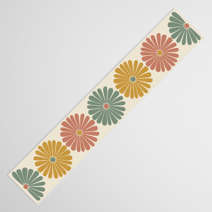 Retro Summer Daisies I Table Runner Gallery Image 3