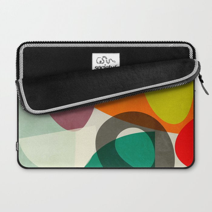 beach in paradise Laptop Sleeve Gallery Image 2