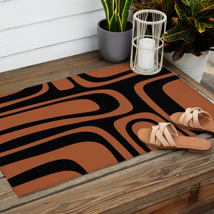 Mid-Century Modern Palm Springs Abstract Rust and Black Pattern  Outdoor Rug Gallery Image 2