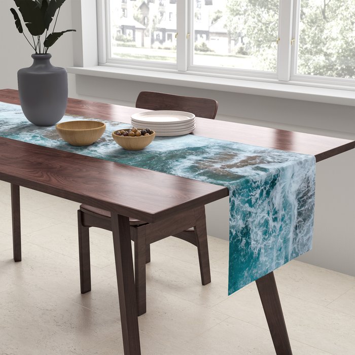 Coast 20 Table Runner Gallery Image 2