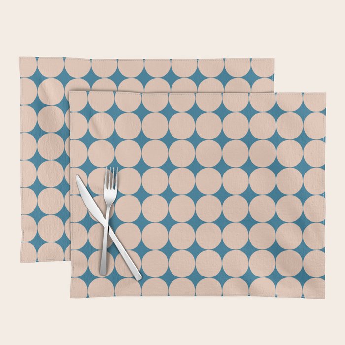 Delicate Circle Placemat Gallery Image 1