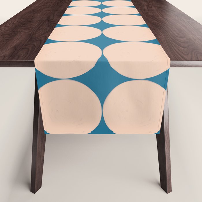 Delicate Circle Table Runner Gallery Image 1