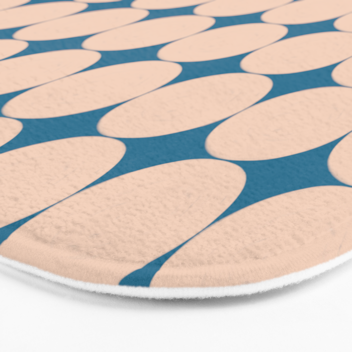 Delicate Circle Bath Mat Gallery Image 3
