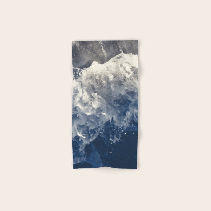 Sea 14 Bath Towel Gallery Image 1