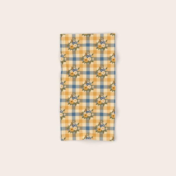 Country Retro Cottage Flowers plaid Bath Towel Gallery Image 1