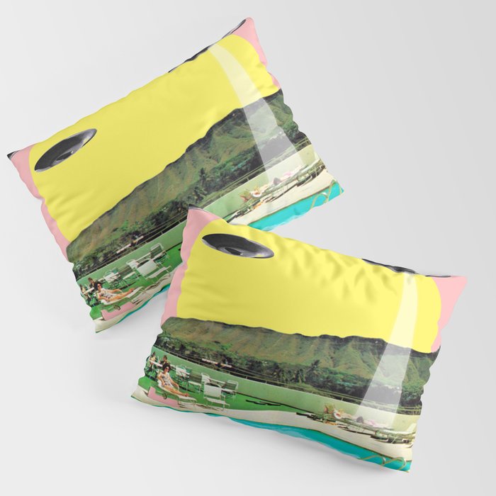 Invasion on vacation (UFO in Hawaii) Pillow Sham Gallery Image 3