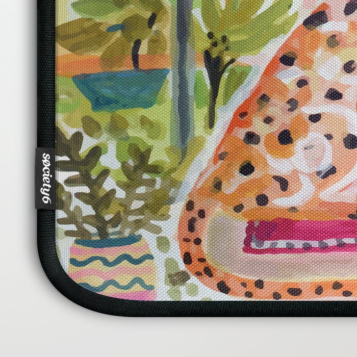 Cheetah in the City Pink Laptop Sleeve Gallery Image 3
