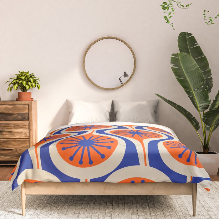 Mid Century Modern Atomic Drops Retro Pattern in Orange and Bright Blue Comforter Gallery Image 3