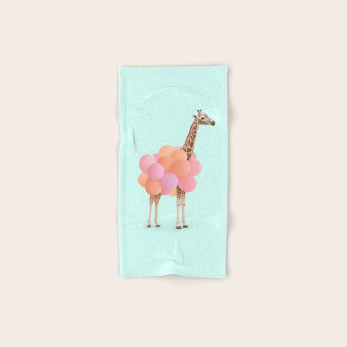 GIRAFFE PARTY Bath Towel Gallery Image 1