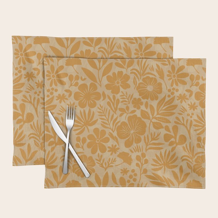 Charming Flower Shapes Amber Marigold Placemat Gallery Image 1