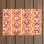 Wavy Daisy Outdoor Rug Gallery Image 1