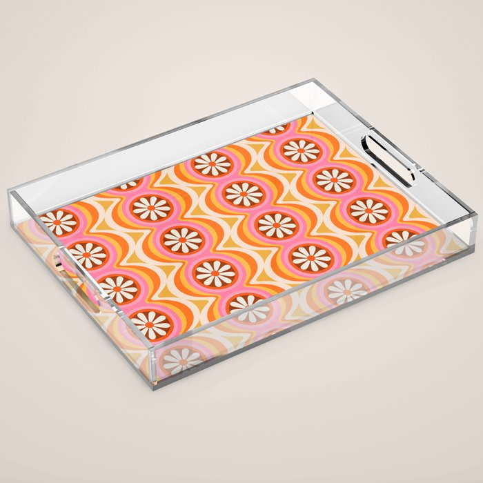 Wavy Daisy Acrylic Tray Gallery Image 1