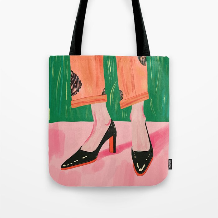 Chic Stroll Tote Bag Gallery Image 1