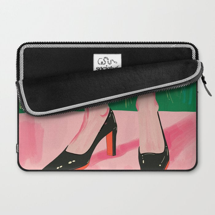 Chic Stroll Laptop Sleeve Gallery Image 2