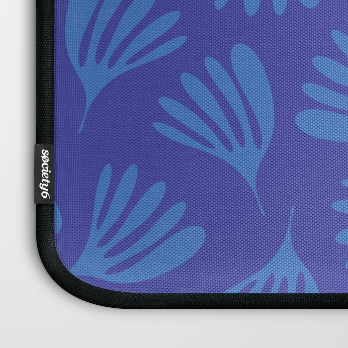 Blue Wispy Leaves Contemporary Abstract Pattern Laptop Sleeve Gallery Image 3