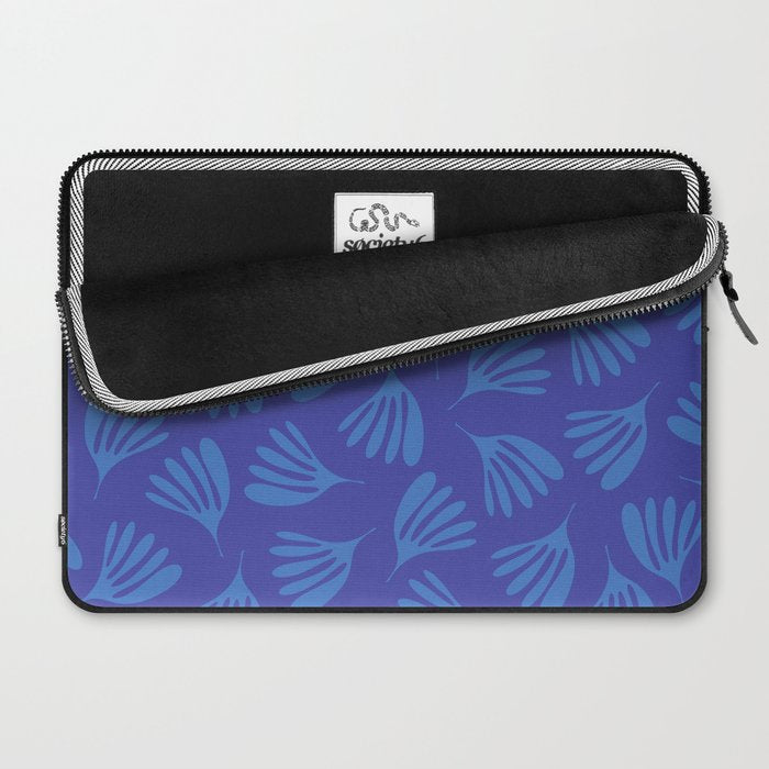 Blue Wispy Leaves Contemporary Abstract Pattern Laptop Sleeve Gallery Image 2