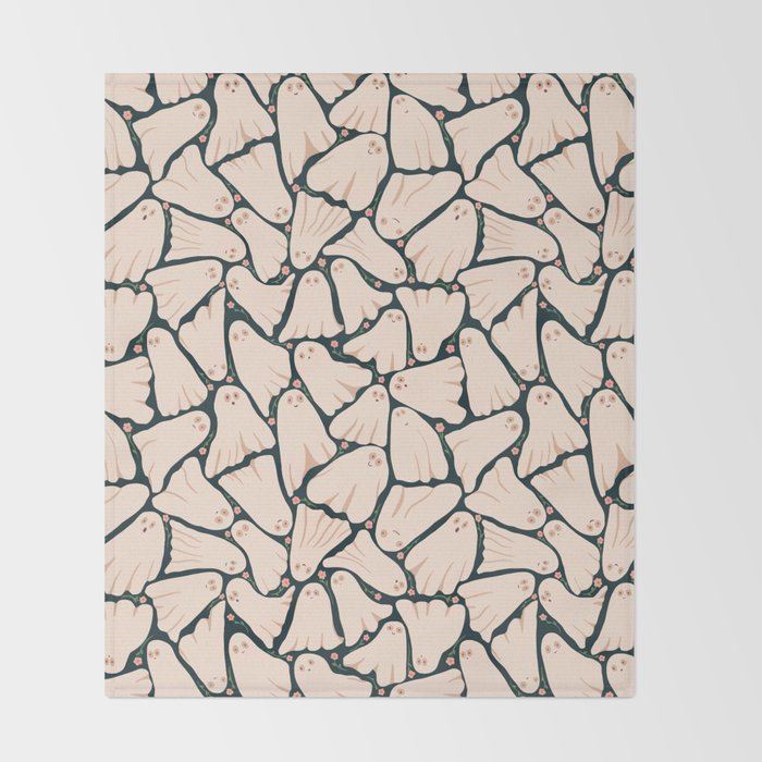 Little ghosts and flowers halloween pattern Throw Blanket Gallery Image 2