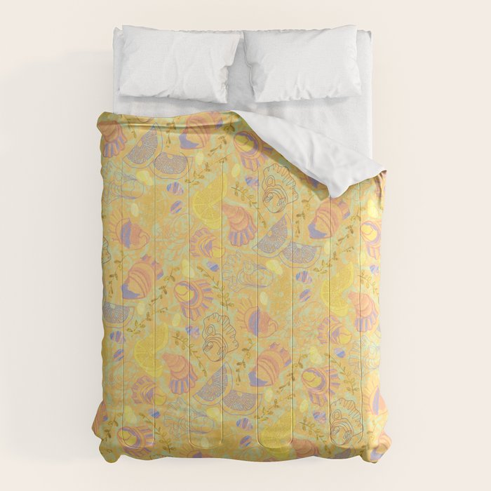 Coastal Oysters on the Beach in Pastel Yellow & Orange Comforter Gallery Image 1