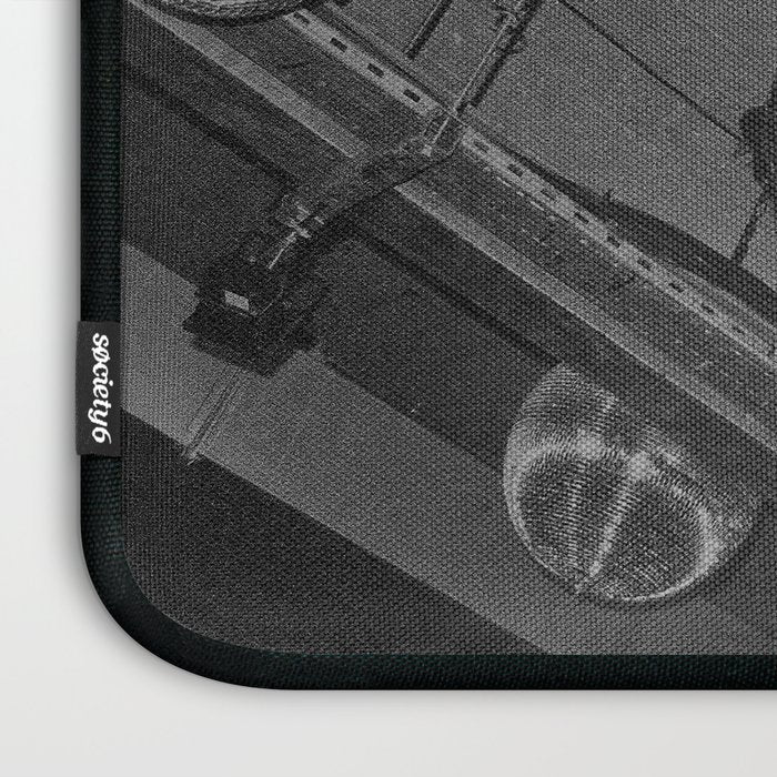 discothèque Laptop Sleeve Gallery Image 3
