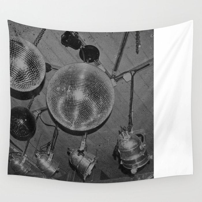 discothèque Wall Tapestry Gallery Image 4