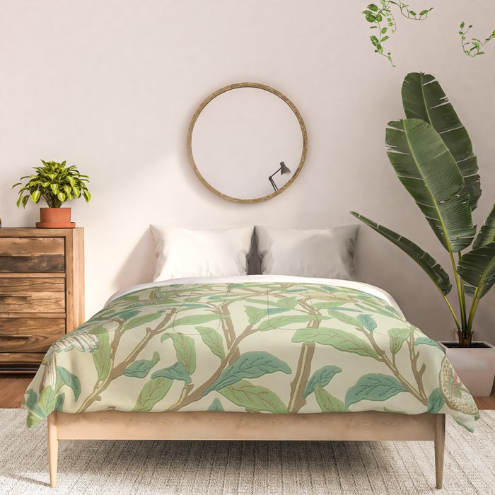 William Morris Bird & Pomegranate Bayleaf and Cream Comforter Gallery Image 3
