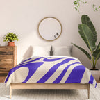 Wavy Loops Retro Abstract Pattern in Cobalt Blue and Beige Comforter Gallery Image 3