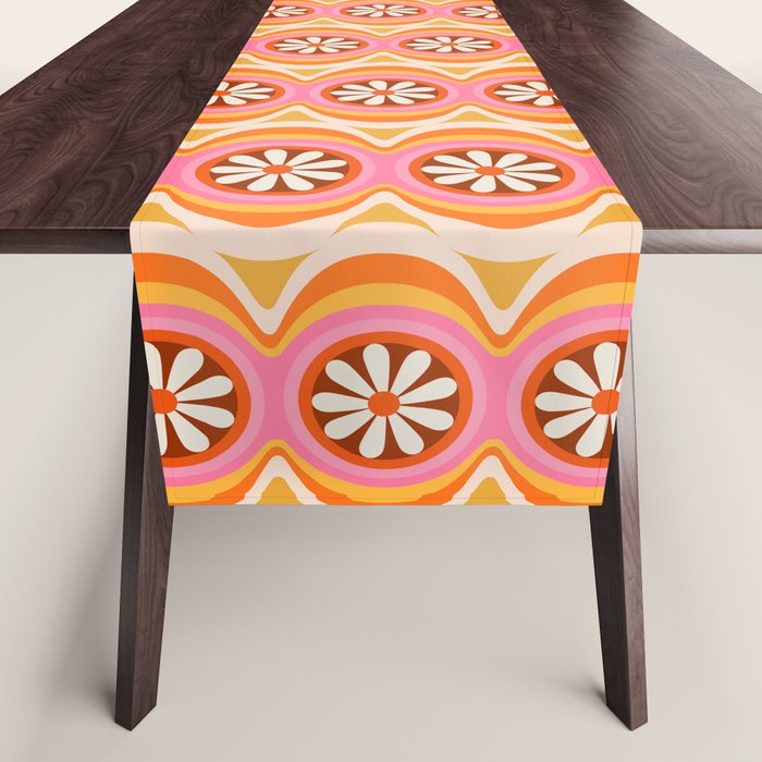 Wavy Daisy Table Runner Gallery Image 1