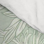 William Morris Chrysanthemum Toile Willow Green Comforter Gallery Image 4