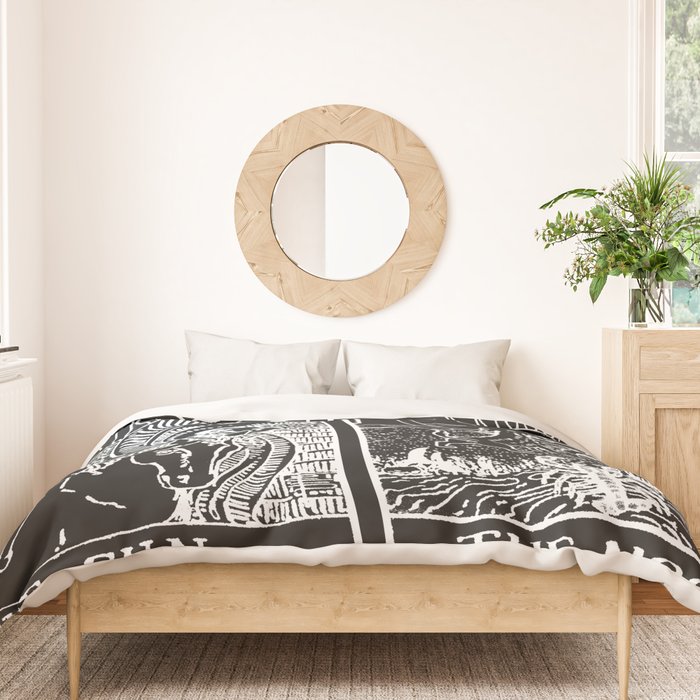 The Sun and Moon Tarot Cards | Obsidian & Pearl Duvet Cover Gallery Image 3