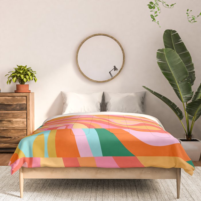 Super Trippy Retro Psychedelic Regress Multi Color Abstract Pattern Pink Orange Comforter Gallery Image 3
