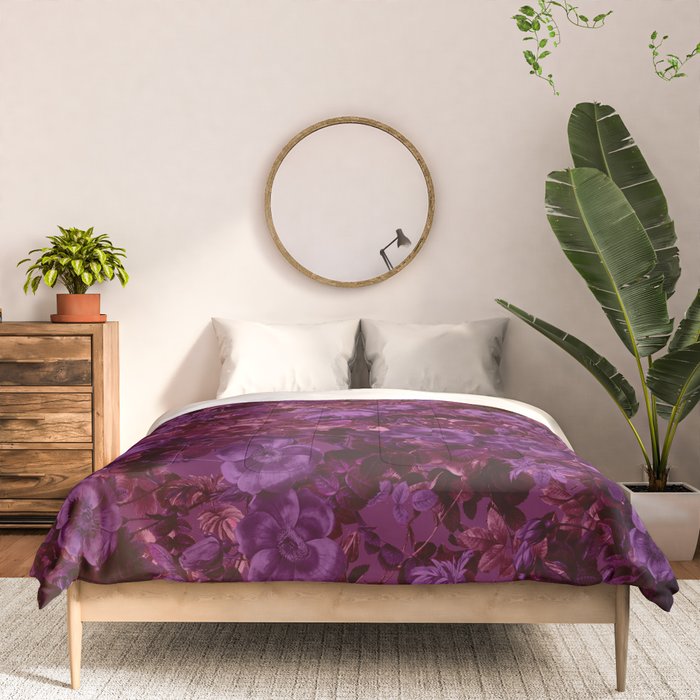 Viva Magenta 18-1750 Pantone's Color of the Year 2023 Comforter Gallery Image 3