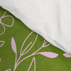 Playful Doodled Blooms Pattern - Green Comforter Gallery Image 4