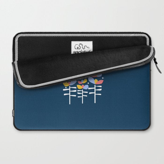 Florals Looking Up Laptop Sleeve Gallery Image 2