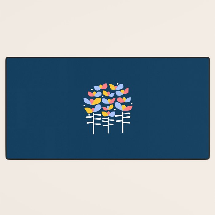 Florals Looking Up Desk Mat Gallery Image 3