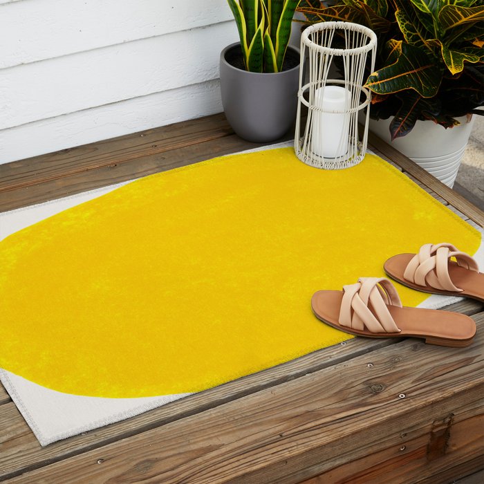 Simply Organic Golden Yellow Outdoor Rug Gallery Image 2