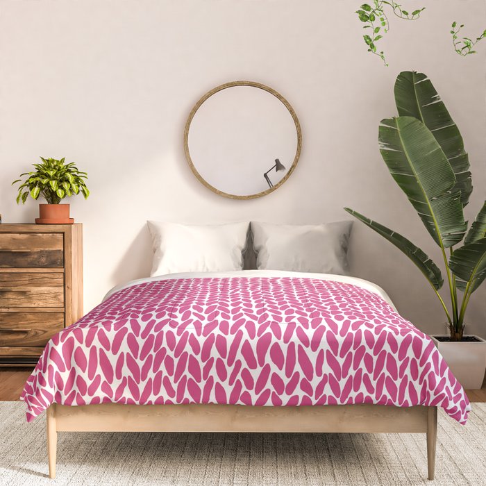 Hand Knit Hot Pink Comforter Gallery Image 3