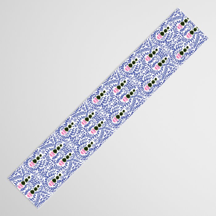 Southern Living - Chinoiserie Pattern Small Table Runner Gallery Image 3