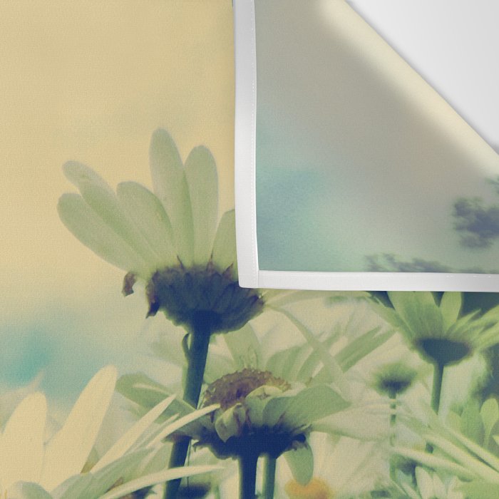 Daisy Love Wall Tapestry Gallery Image 3