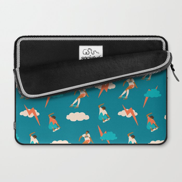 Skateboard girls Laptop Sleeve Gallery Image 2