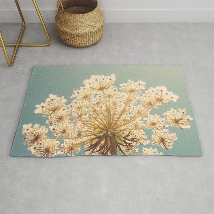 Queen Anne's Lace Rug Gallery Image 1