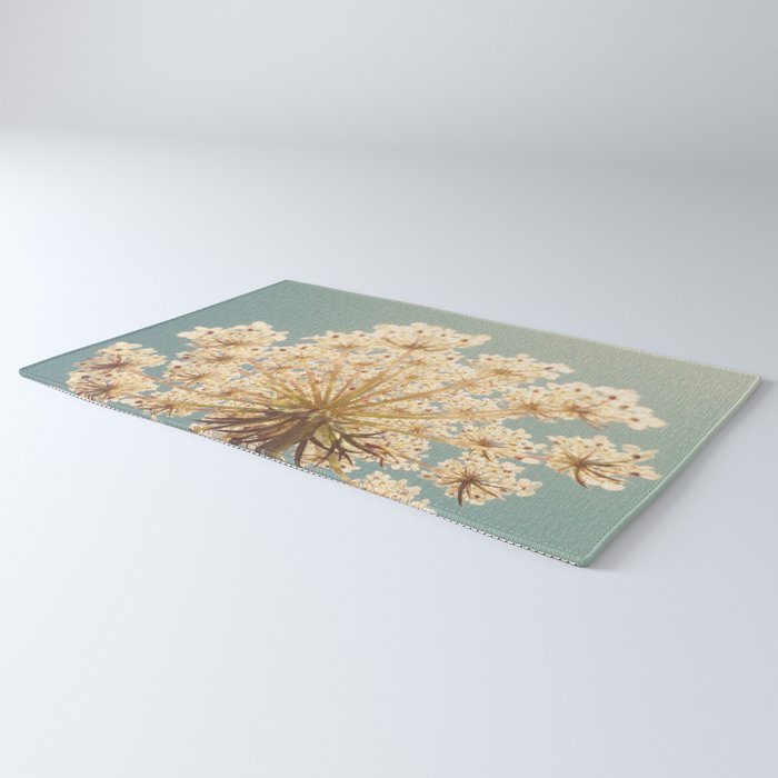 Queen Anne's Lace Rug Gallery Image 3