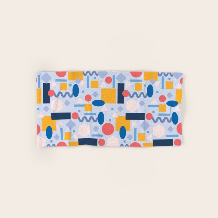 Geometrical Pattern Bath Towel Gallery Image 1