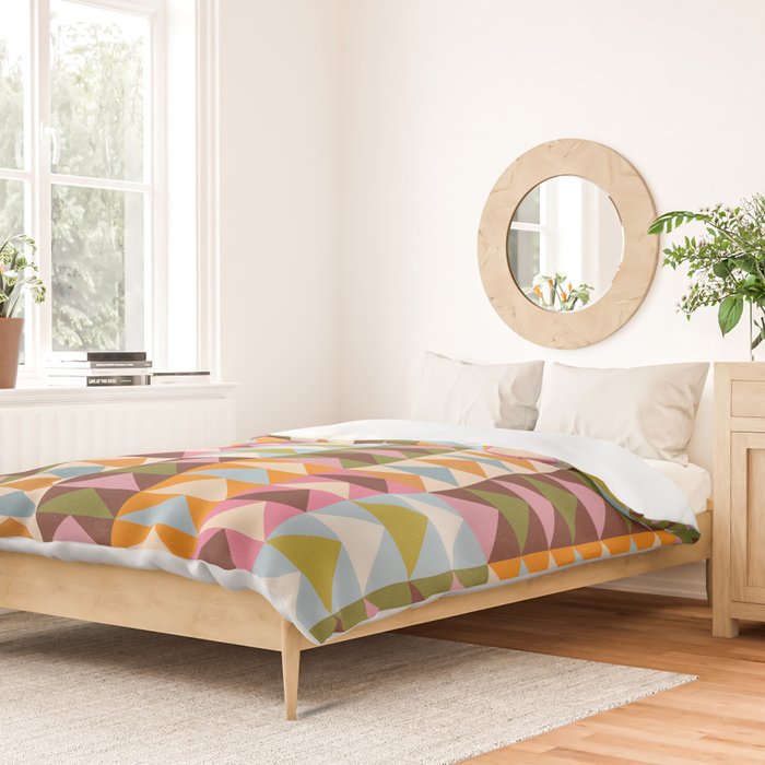 Quilt Triangle Shapes - Multi-color Duvet Cover Gallery Image 2