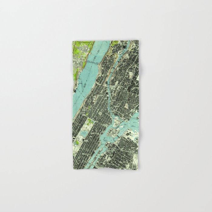 Vintage Central Park & Bronx NY Map (1947) Bath Towel Gallery Image 1