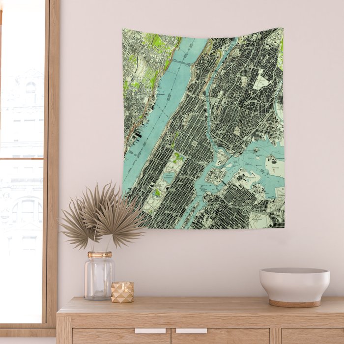 Vintage Central Park & Bronx NY Map (1947) Wall Tapestry Gallery Image 2