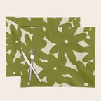 Retro 70s Bold Flowers Pattern Green Placemat Gallery Image 1