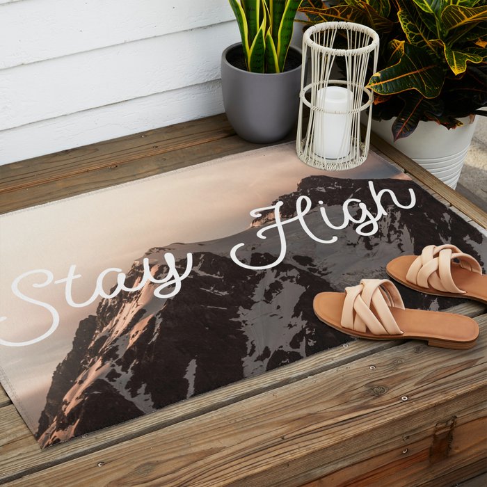 Stay High - Mt Shuksan Outdoor Rug Gallery Image 2